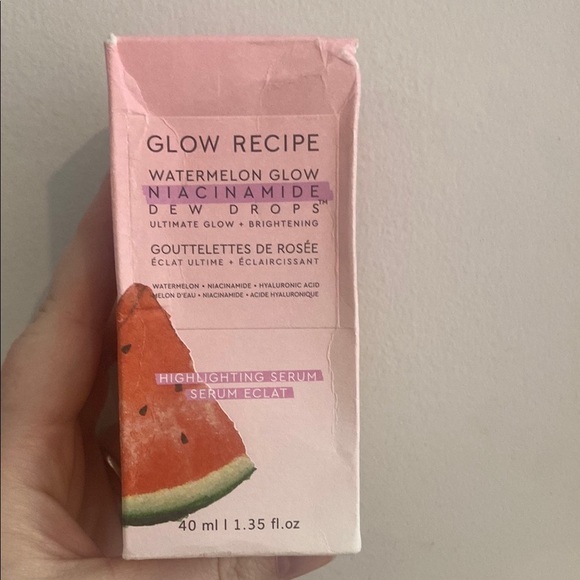 Glow Recipe Pink Highlighter for Radiant Glow - Picture 2 of 4